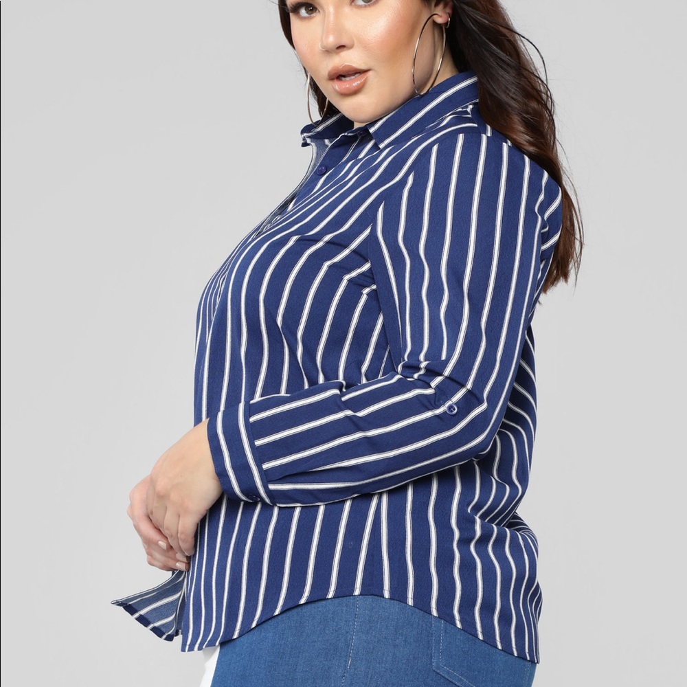 Fashion Nova Blue & White TOP